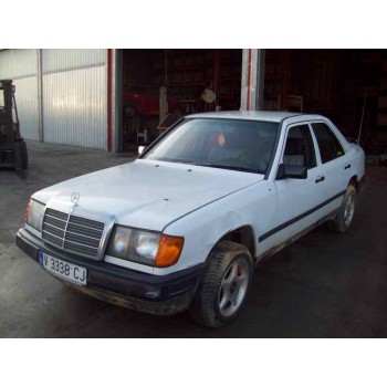 mercedes-benz clase e (w124) berlina del año 1987