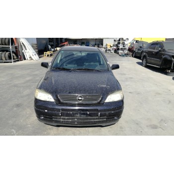 opel astra g berlina del año 2002