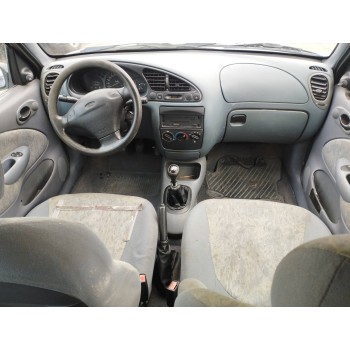 ford fiesta berlina del año 1997