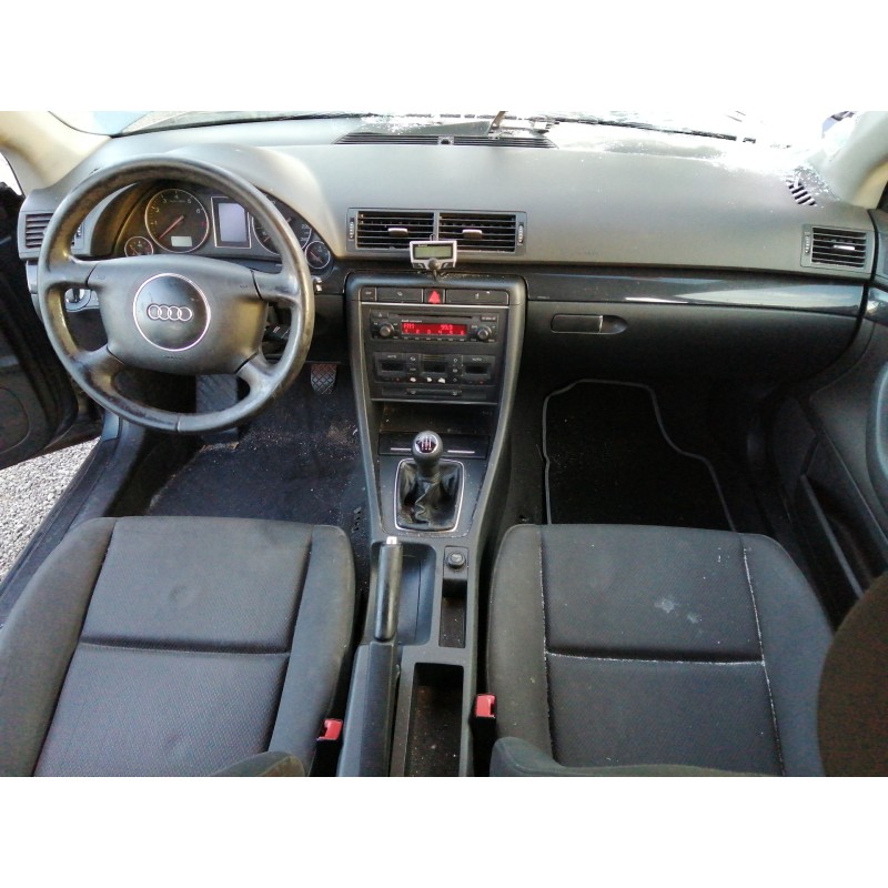 AUDI A4 B7 (8EC) 2004