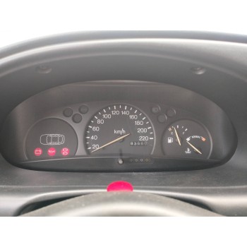 ford fiesta berlina del año 1997