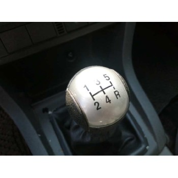 ford focus berlina (cap) del año 2006