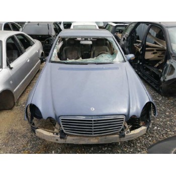 mercedes-benz clase e (w211) berlina del año 2004