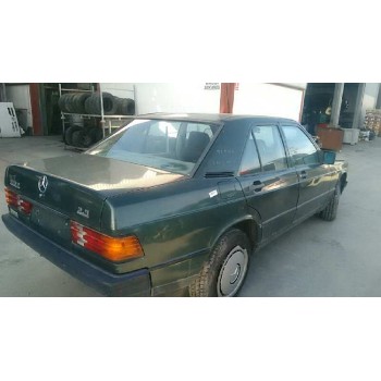 mercedes-benz clase c (w201) berlina del año 1987
