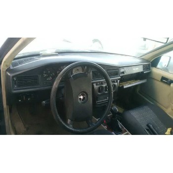 mercedes-benz clase c (w201) berlina del año 1987