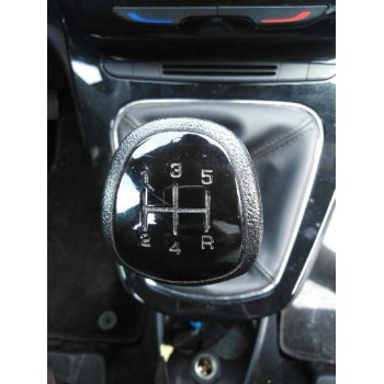 lancia ypsilon (402) del año 2013