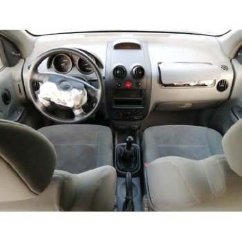 daewoo kalos del año 2004