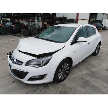 opel astra j lim. del año 2012
