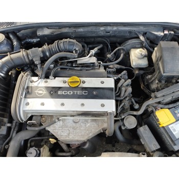 opel vectra b berlina del año 1997