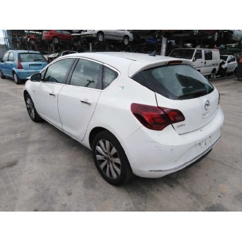 opel astra j lim. del año 2012