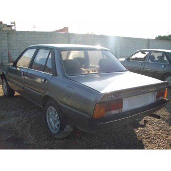 peugeot 505 berlina del año 1985