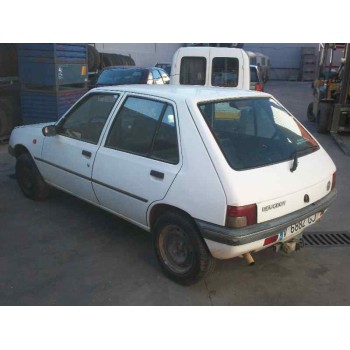 peugeot 205 berlina del año 1998