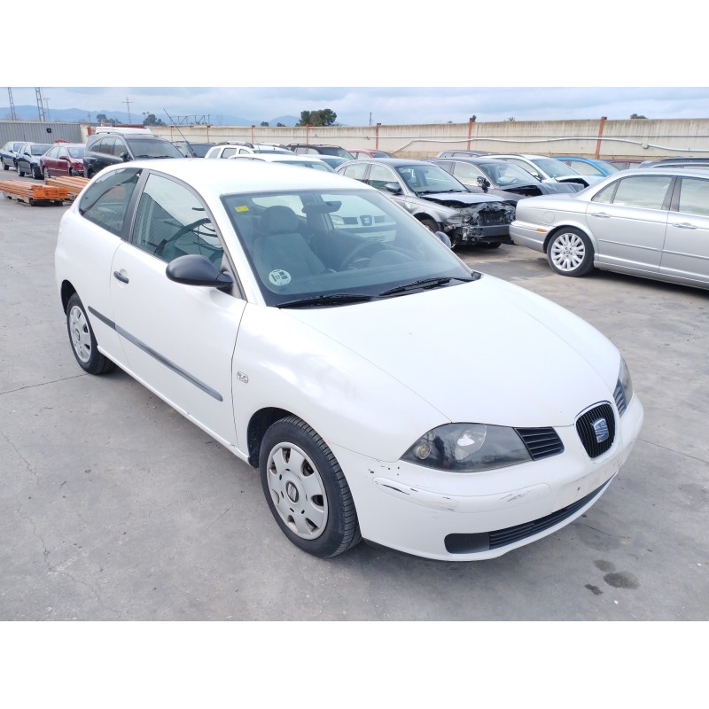 seat ibiza (6l1) del año 2002