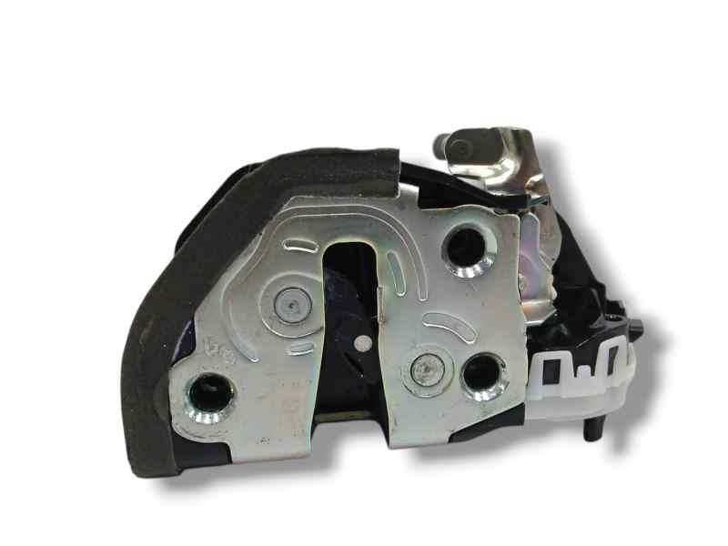 Recambio de cerradura puerta trasera derecha para toyota prius 1.8 hybrid zvw50,zvw51,zvw50r referencia OEM IAM 6905052250 Recambio de cerradura puerta trasera derecha para toyota prius 1.8 hybrid zvw50,zvw51,zvw50r referencia OEM IAM 6905052250