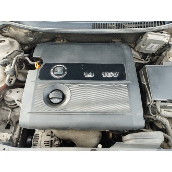 seat ibiza (6l1) del año 2002