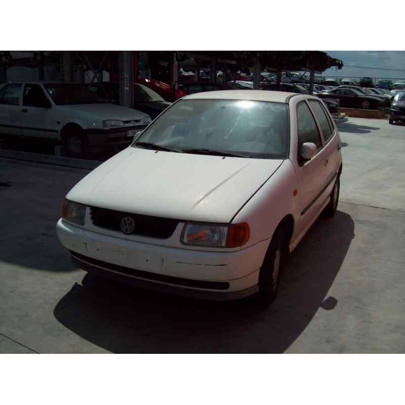volkswagen polo berlina (6n1) del año 1996