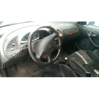 citroën xsara berlina del año 2000