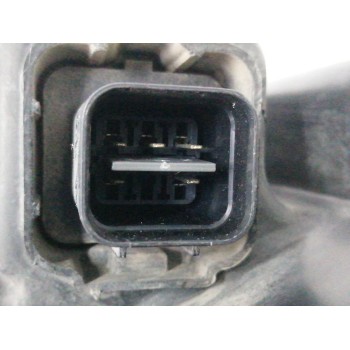 Recambio de faro izquierdo para kia sorento 2.5 crdi cat referencia OEM IAM 921013E110 PARA PULIR 