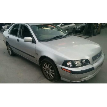 volvo s40 berlina del año 2002