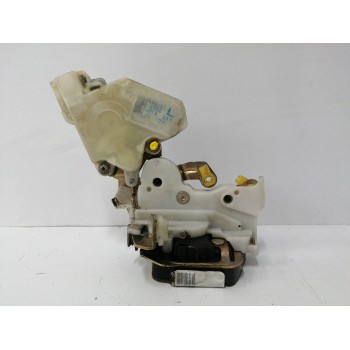 Recambio de cerradura puerta trasera izquierda para nissan terrano/terrano.ii (r20) 2.7 turbodiesel referencia OEM IAM 8255350J0