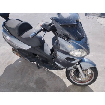 Recambio de carroceria corte para piaggio (vespa) x9 x9 125 evolution referencia OEM IAM   