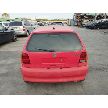 volkswagen polo berlina (6n1) del año 1997