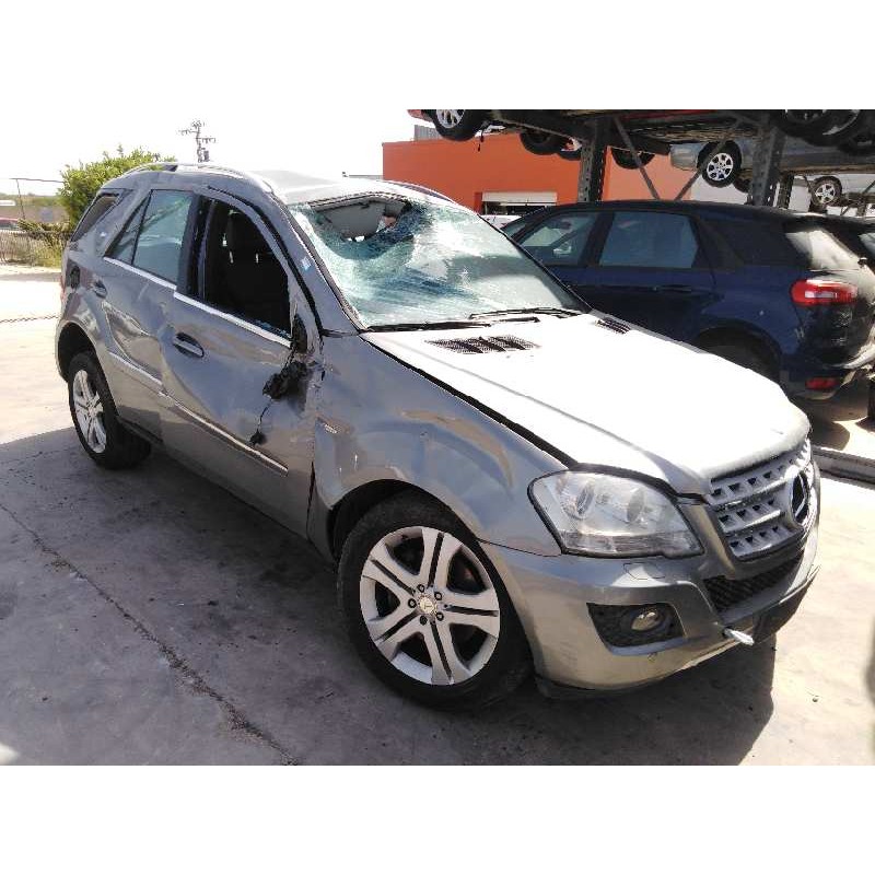 MERCEDES-BENZ CLASE M (W164)