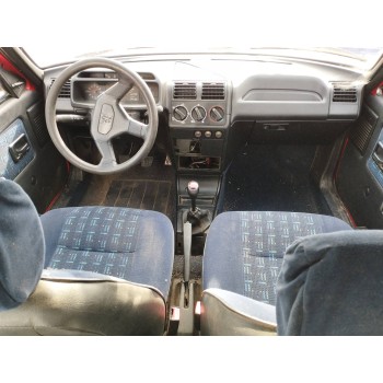 peugeot 205 berlina del año 1995