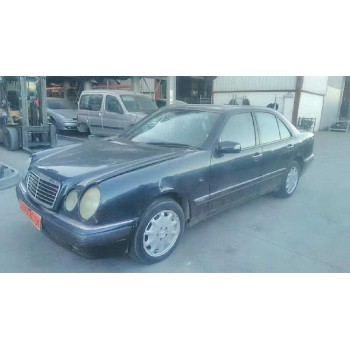 mercedes-benz clase e (w210) del año 2000