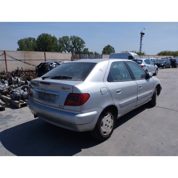 citroën xsara berlina del año 2000