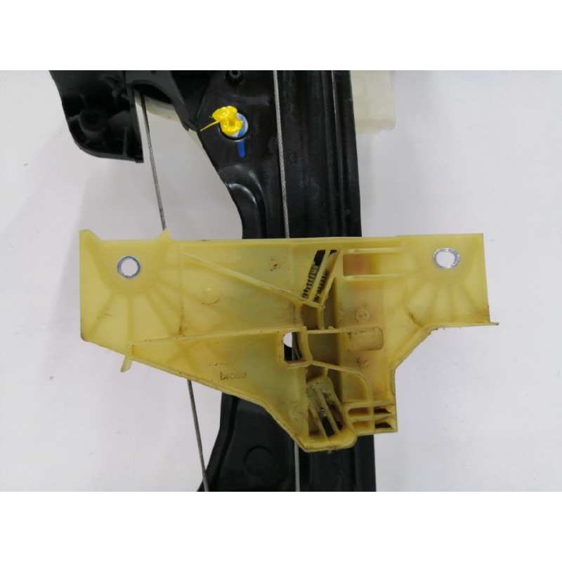 ELEVALUNAS TRASERO IZQUIERDO