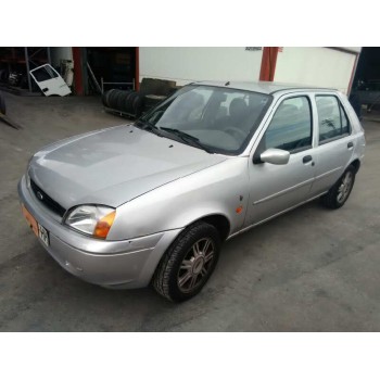 ford fiesta berlina (dx) del año 2000
