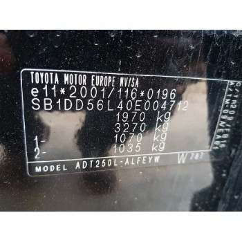 toyota avensis berlina (t25) del año 2006