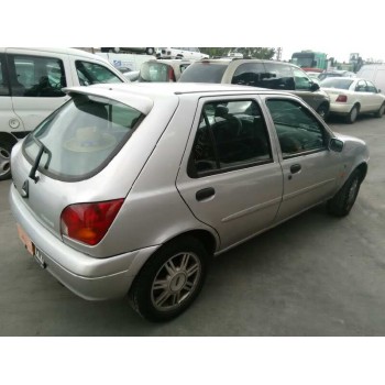 ford fiesta berlina (dx) del año 2000