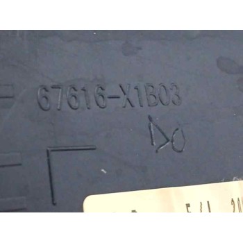 Recambio de guarnecido puerta delantera izquierda para toyota prius 1.8 hybrid zvw50,zvw51,zvw50r referencia OEM IAM 67616X1B03 