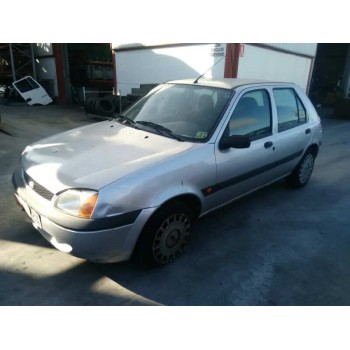 ford fiesta berlina (dx) del año 2000
