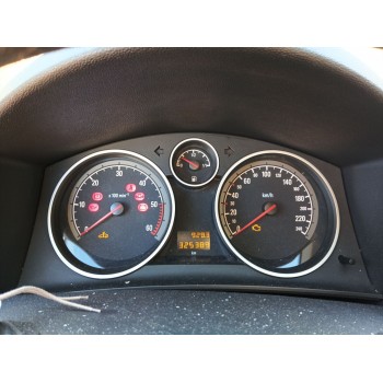 opel astra h (a04) del año 2009