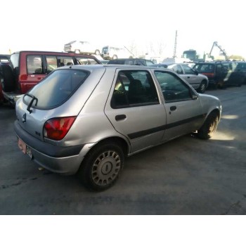 ford fiesta berlina (dx) del año 2000