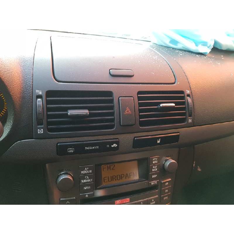 TOYOTA AVENSIS (_T25_) 2006