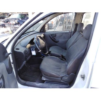 opel combo (corsa c) del año 2002