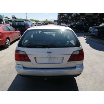 nissan primera trav. (wp11) del año 2001
