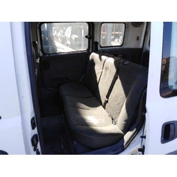 opel combo (corsa c) del año 2002