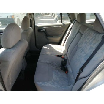 nissan primera trav. (wp11) del año 2001