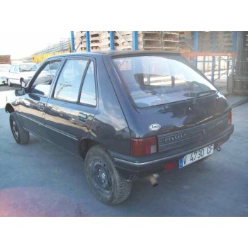 peugeot 205 berlina del año 1983