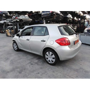 toyota auris del año 2008