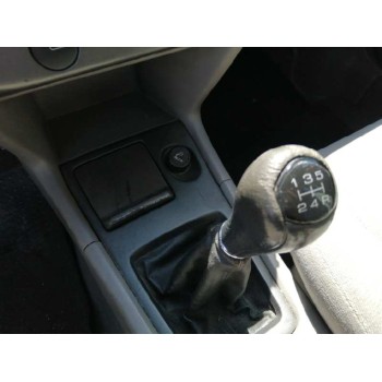 nissan primera trav. (wp11) del año 2001