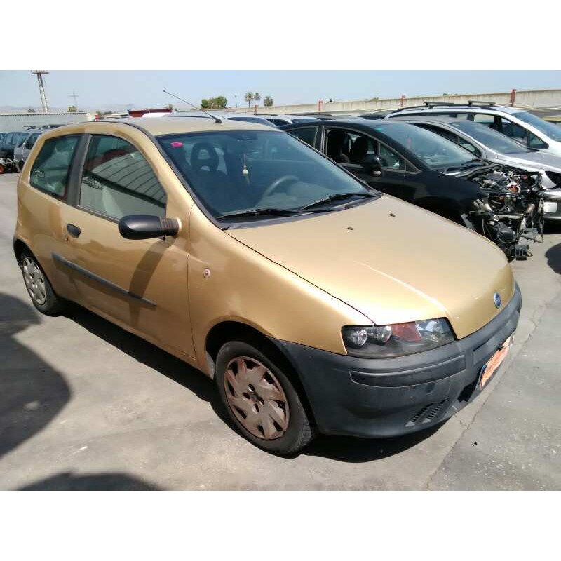 FIAT PUNTO BERLINA (188)