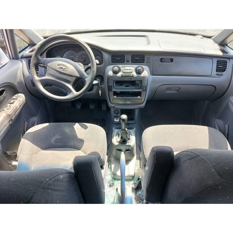 HYUNDAI TRAJET (FO) 2003