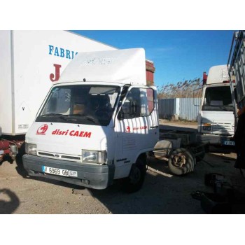 nissan trade 100 del año 1996