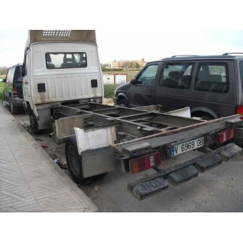 nissan trade 100 del año 1996